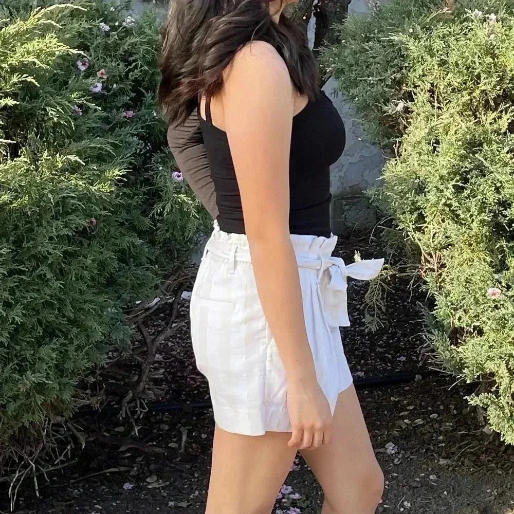 Loft Shorts - Picture 7 of 9